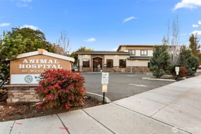 10 N Chelan Avenue , Wenatchee, WA 98801 - Photo 9