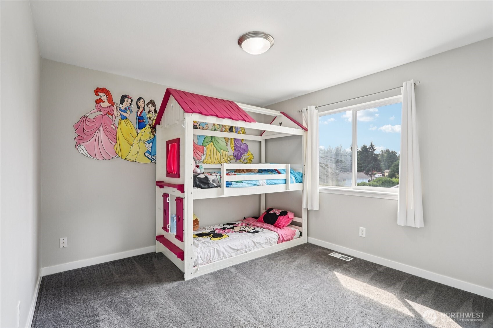 15402 41st Avenue E, Tacoma, WA 98446-6324