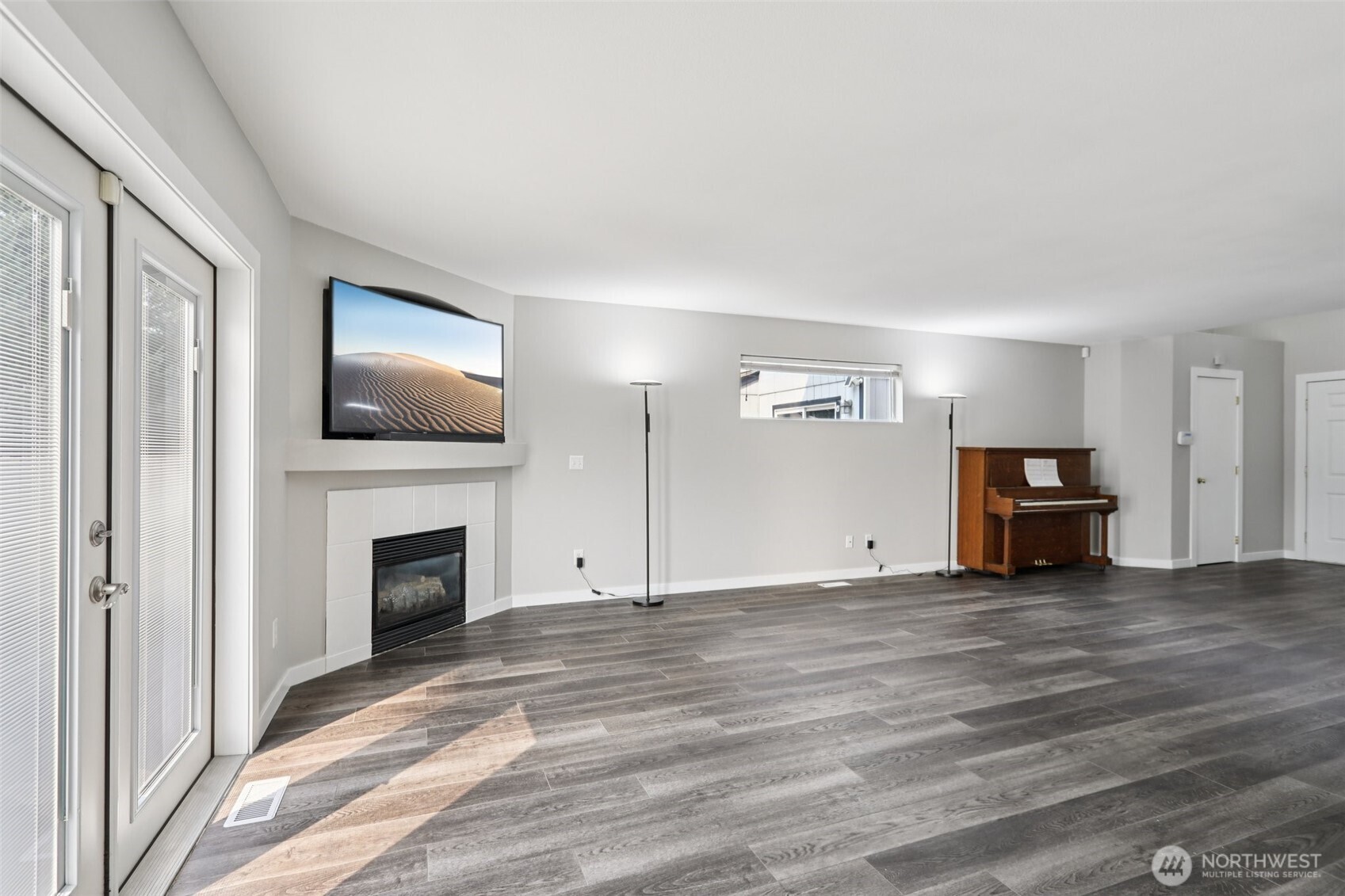 15402 41st Avenue E, Tacoma, WA 98446-6324