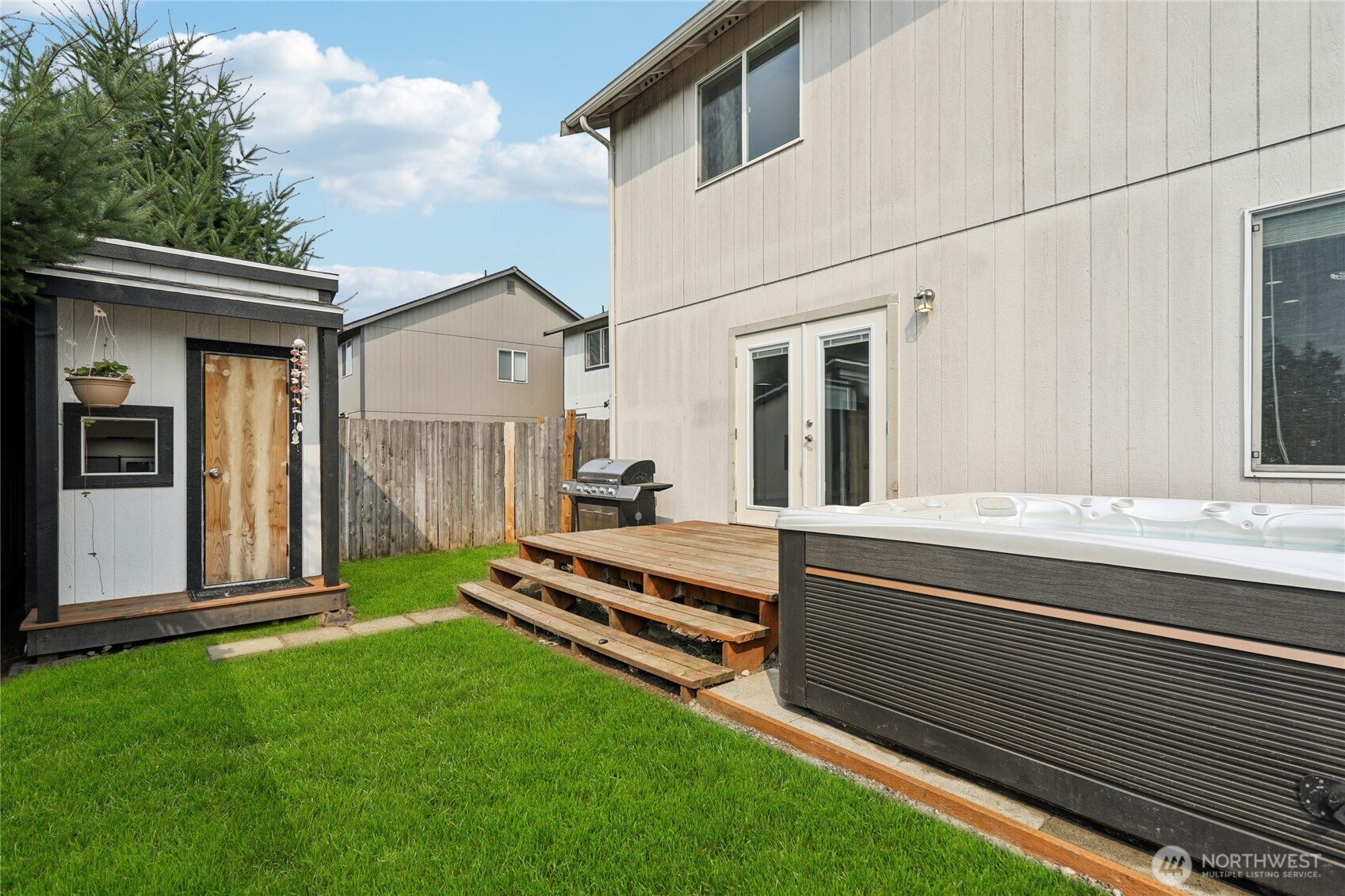 15402 41st Avenue E, Tacoma, WA 98446-6324