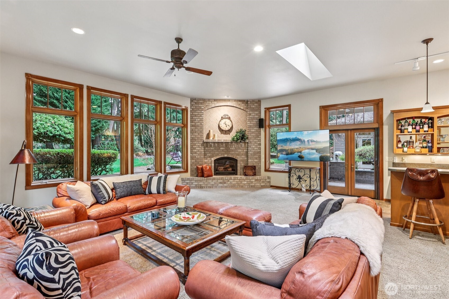 21611 45th Avenue SE, Bothell, WA 98021