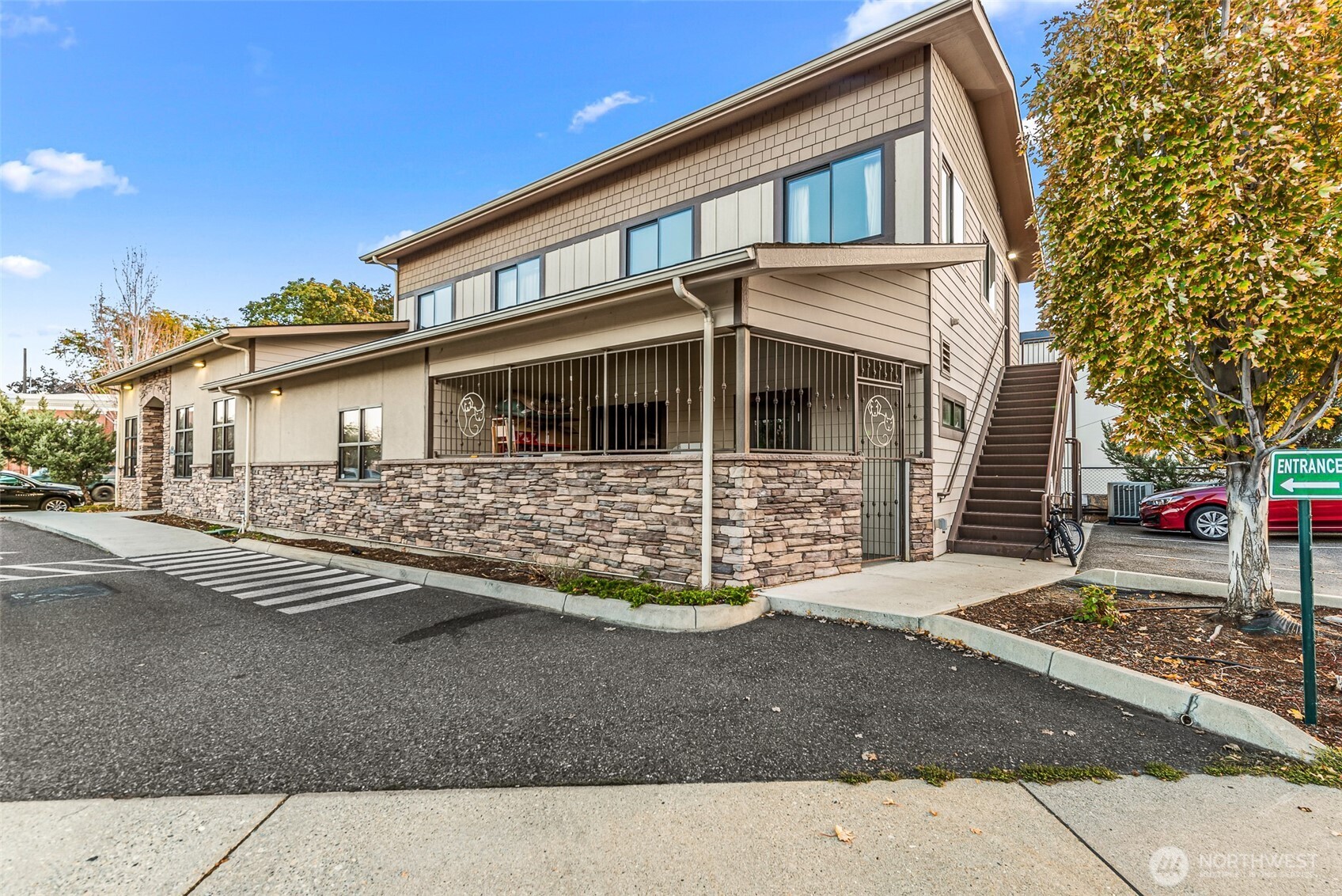10 N Chelan Avenue , Wenatchee, WA 98801