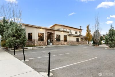 10 N Chelan Avenue , Wenatchee, WA 98801 - Photo 10
