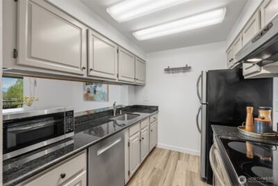 2419 E Madison Street #2461, Seattle, WA 98112 - Photo 15