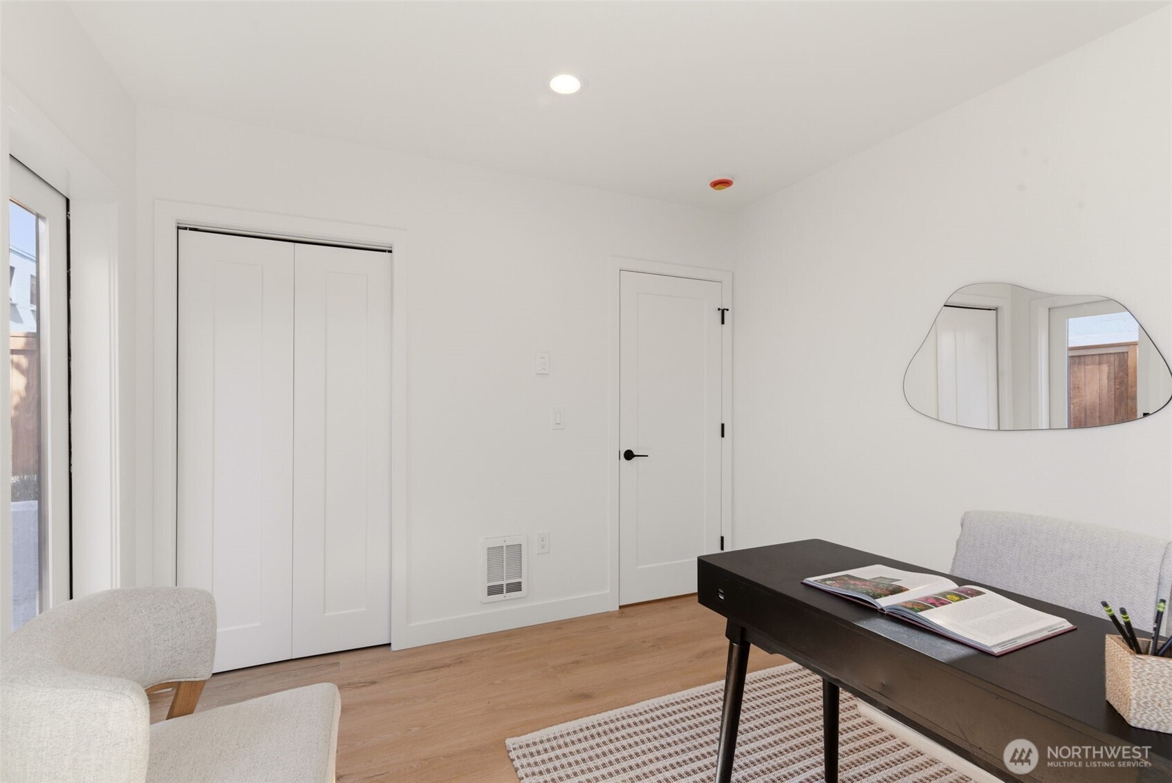 4113 Chilberg Avenue SW #D, Seattle, WA 98116