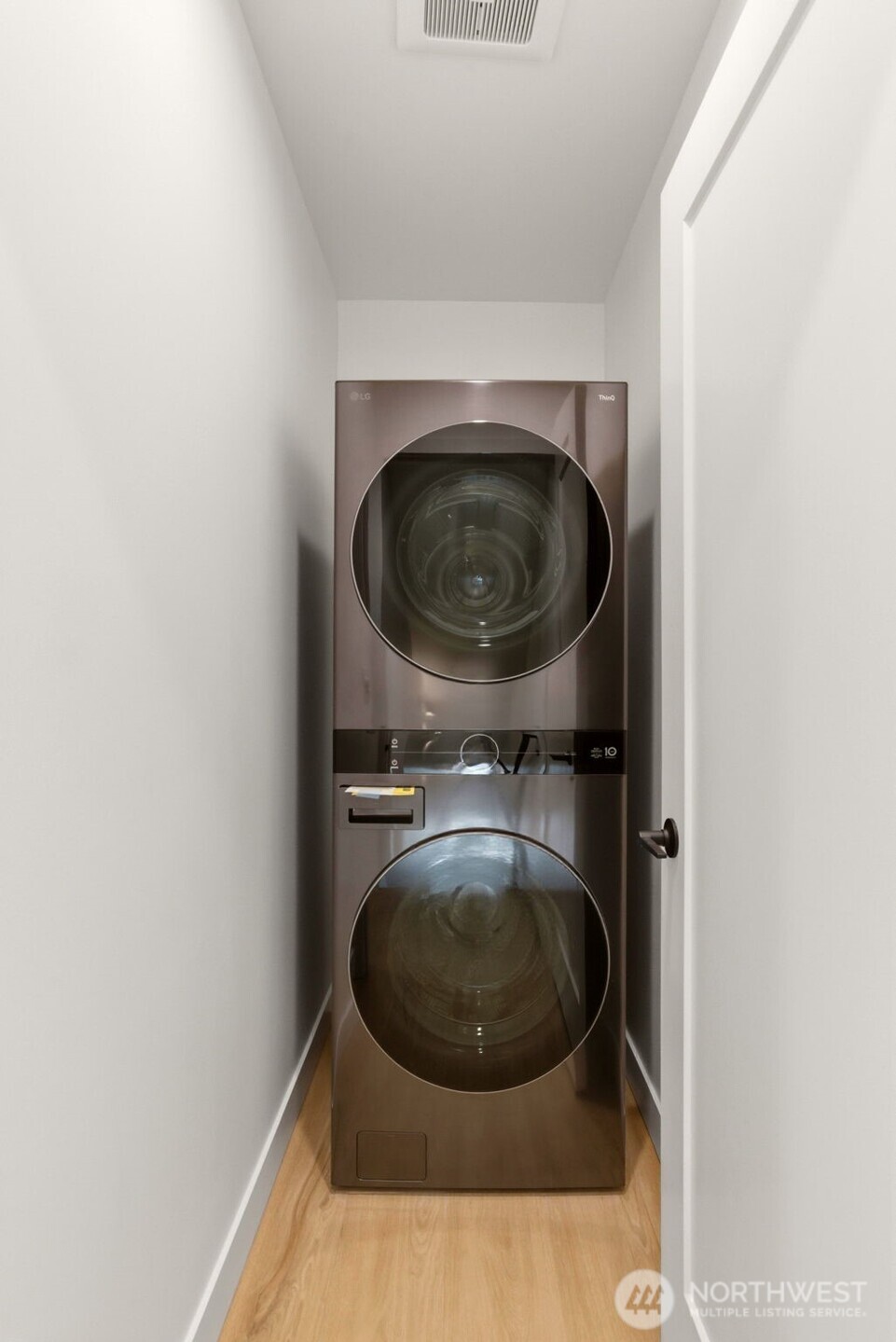 4113 Chilberg Avenue SW #D, Seattle, WA 98116