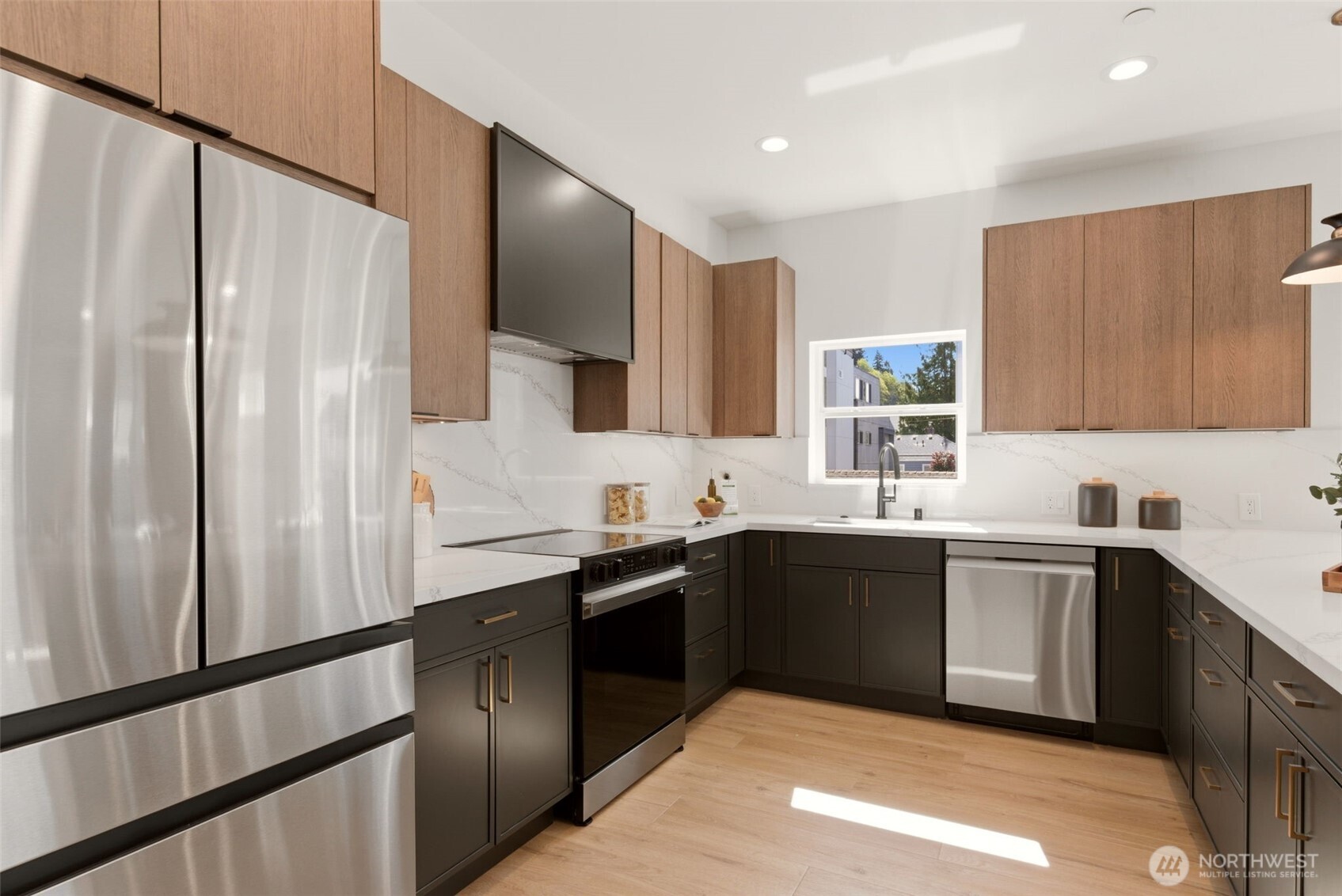 4113 Chilberg Avenue SW #D, Seattle, WA 98116