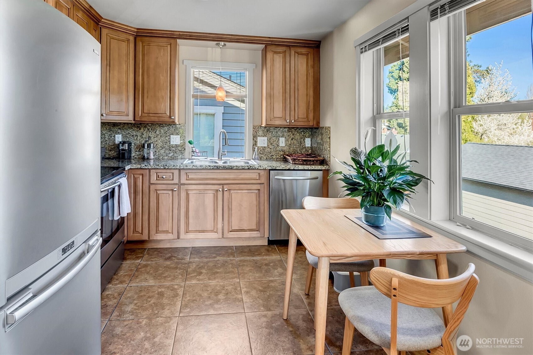 630 8th Avenue , Kirkland, WA 98033