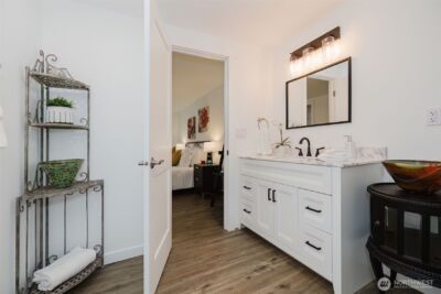 21579 Howard Avenue NE, Kingston, WA 98346 - Photo 11