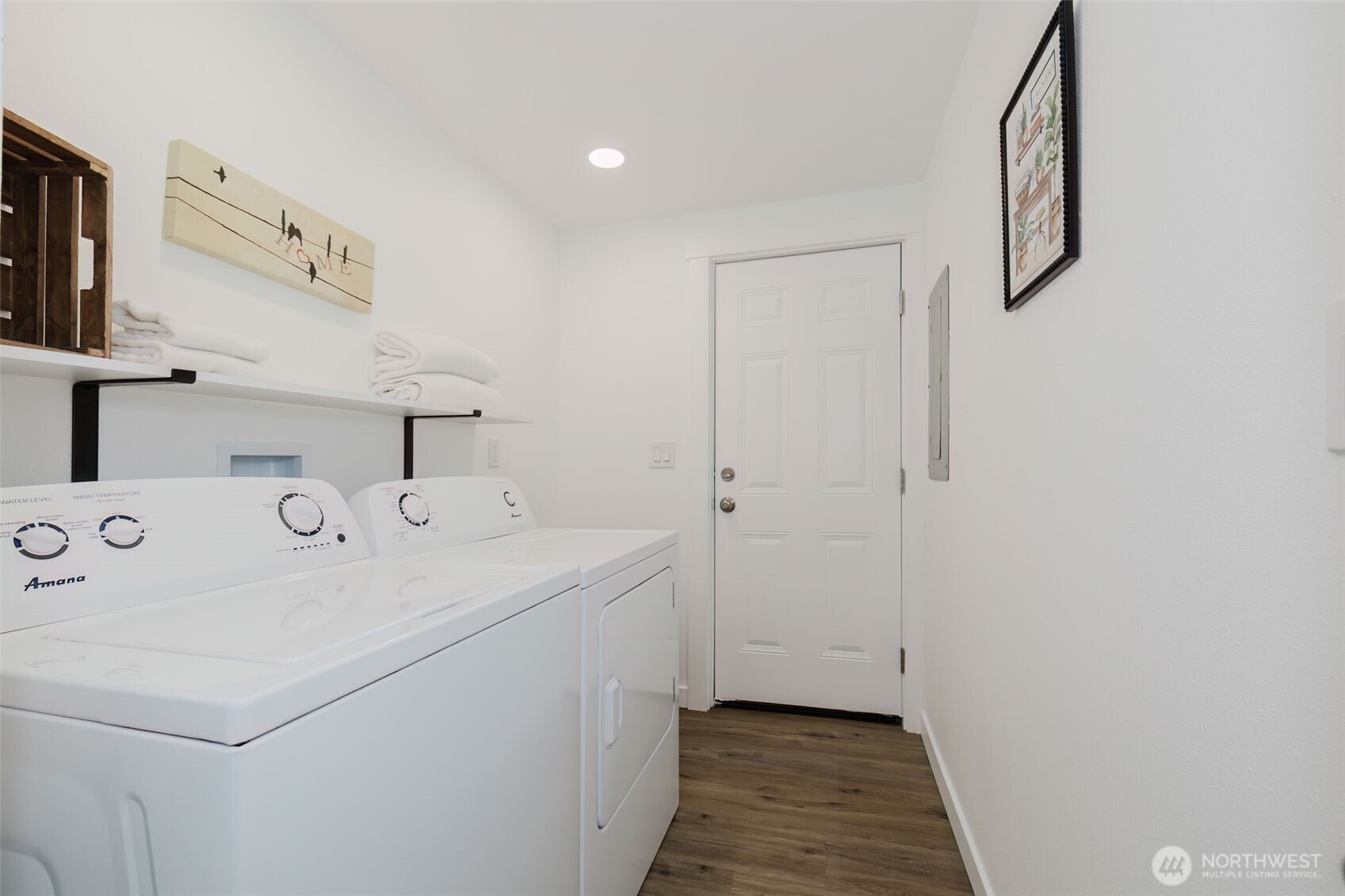 21579 Howard Avenue NE, Kingston, WA 98346