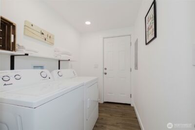 21579 Howard Avenue NE, Kingston, WA 98346 - Photo 18