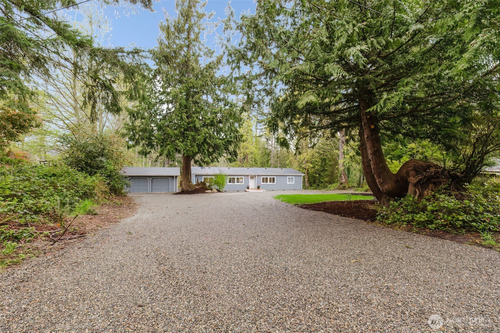 21579 Howard Avenue NE, Kingston, WA 98346