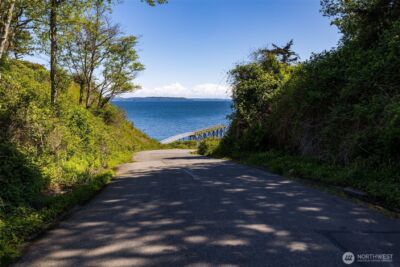 21579 Howard Avenue NE, Kingston, WA 98346 - Photo 26