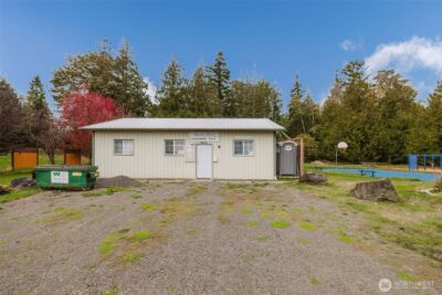 21579 Howard Avenue NE, Kingston, WA 98346 - Photo 36