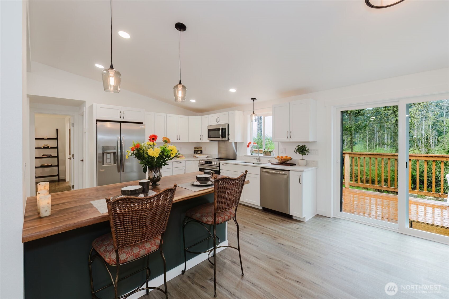 21579 Howard Avenue NE, Kingston, WA 98346