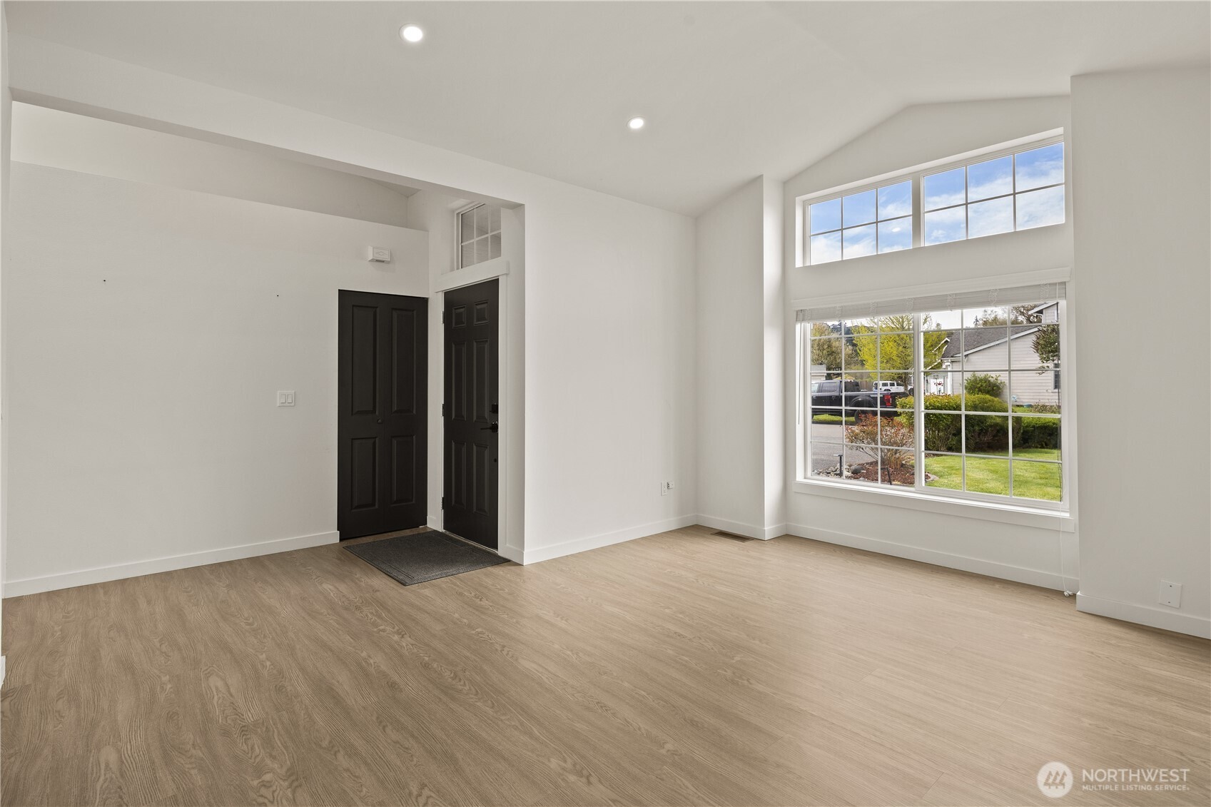 8401 152nd Avenue E, Puyallup, WA 98372