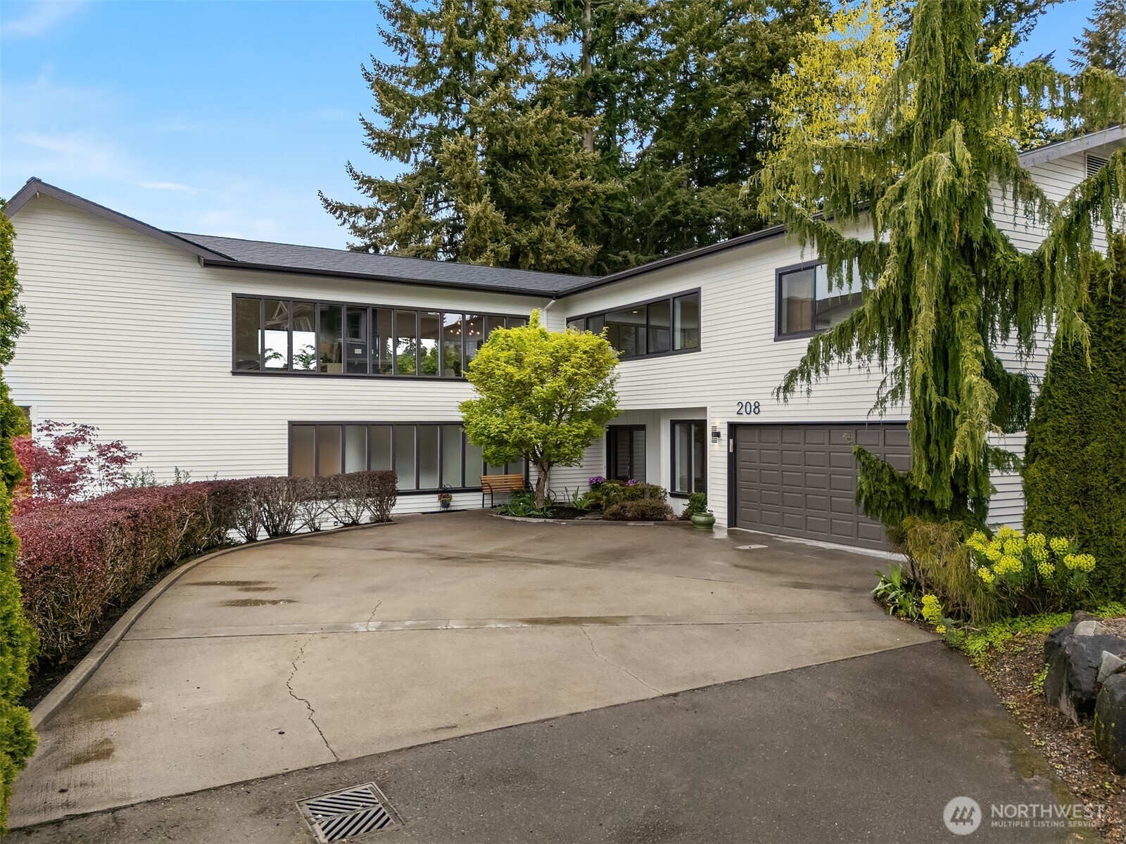 208 19th Avenue , Kirkland, WA 98033