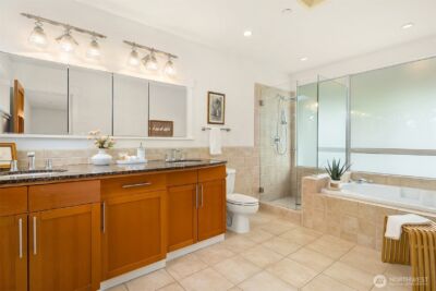 208 19th Avenue , Kirkland, WA 98033 - Photo 25