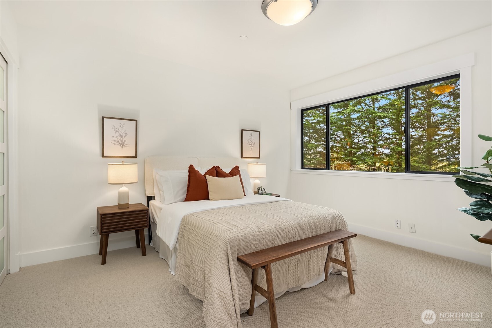 208 19th Avenue , Kirkland, WA 98033