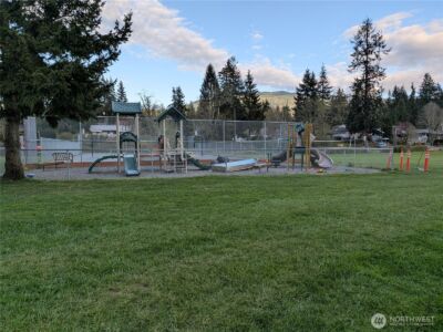 502 Lakeside Drive , Sedro Woolley, WA 98284 - Photo 29