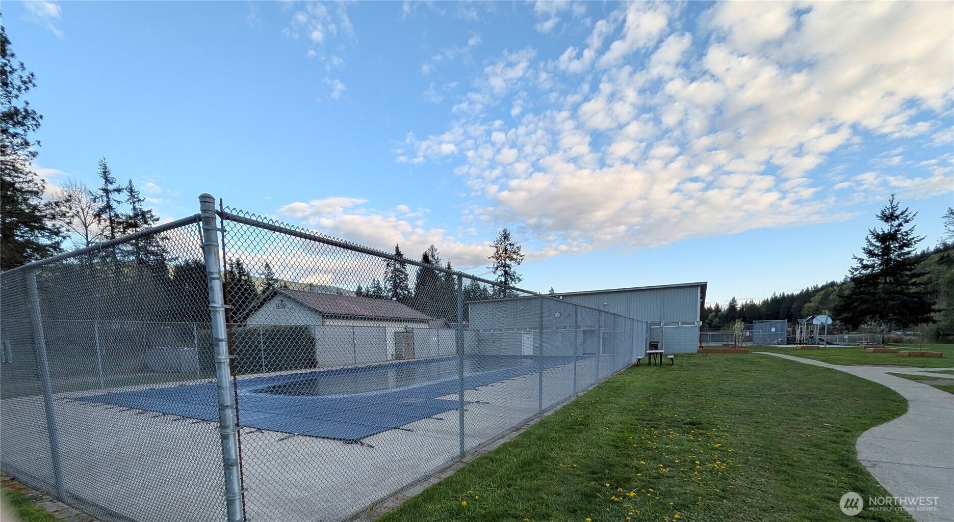 502 Lakeside Drive , Sedro Woolley, WA 98284