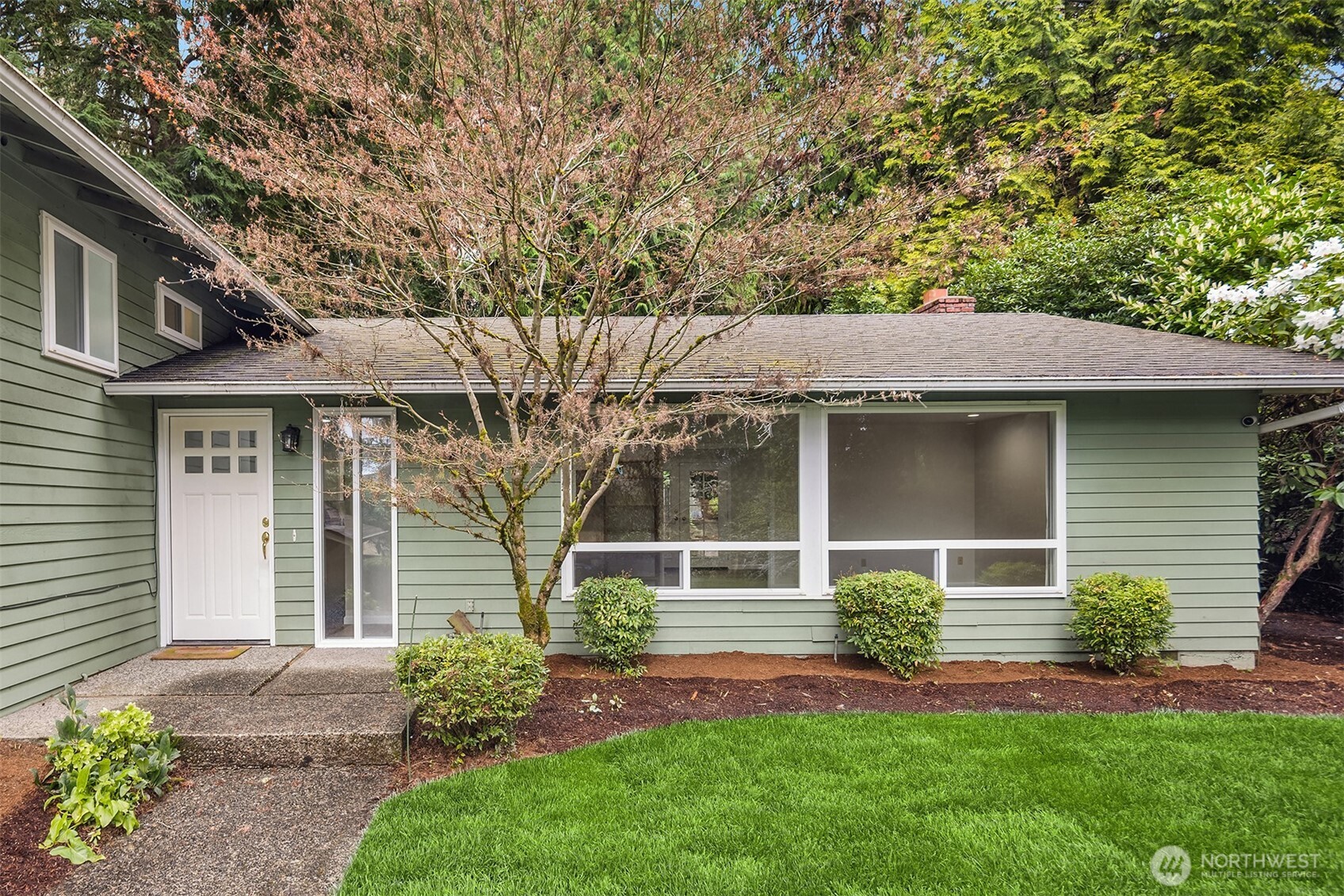 2711 101st Place NE, Bellevue, WA 98004