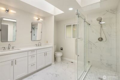 2711 101st Place NE, Bellevue, WA 98004 - Photo 11