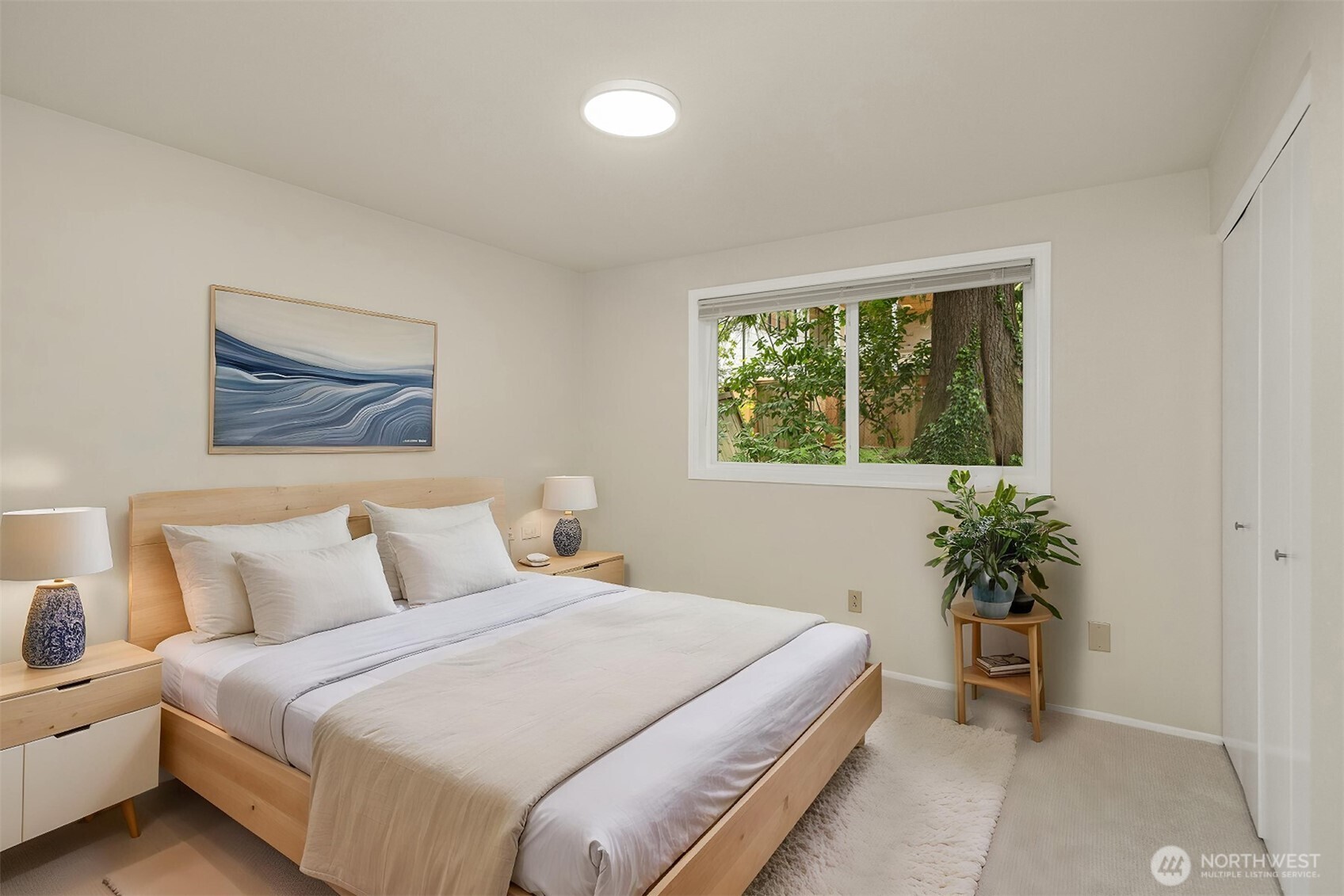 2711 101st Place NE, Bellevue, WA 98004