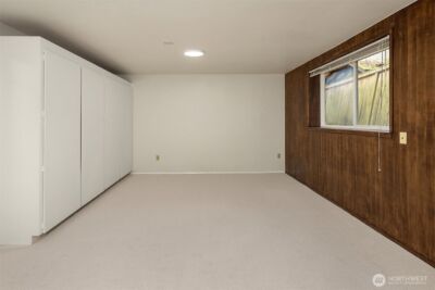 2711 101st Place NE, Bellevue, WA 98004 - Photo 17