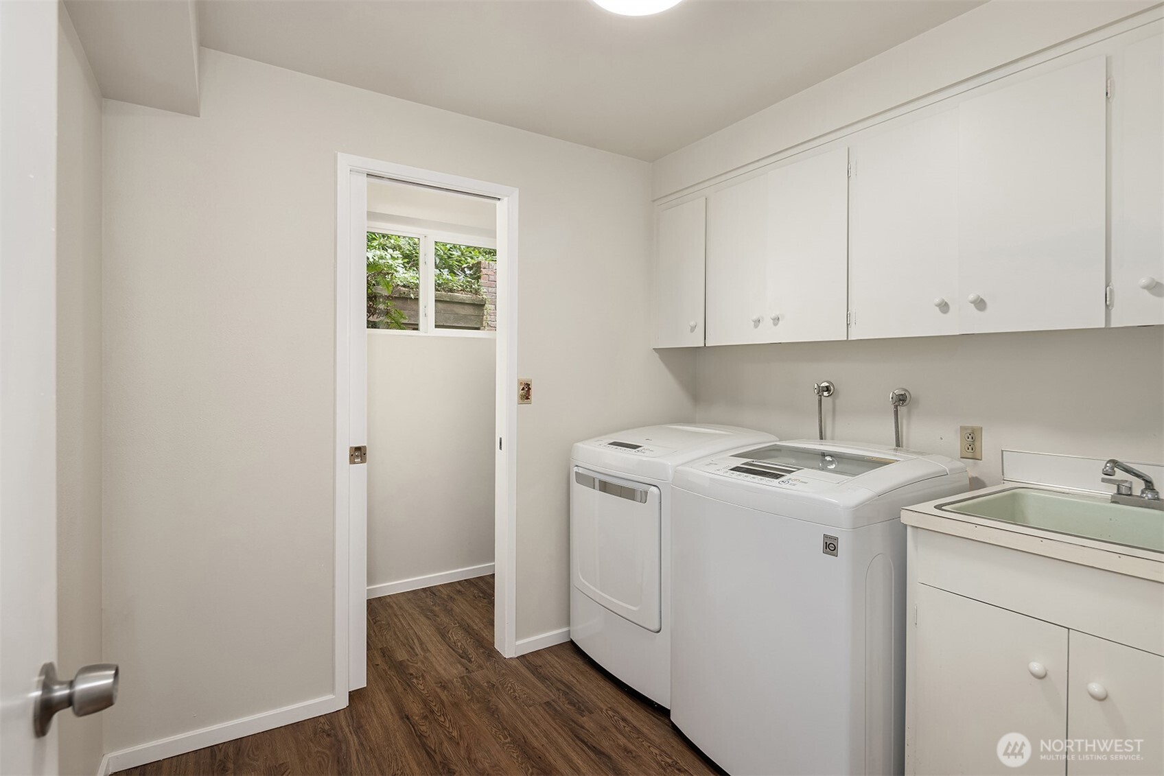 2711 101st Place NE, Bellevue, WA 98004