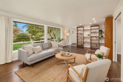 2711 101st Place NE, Bellevue, WA 98004 - Photo 4
