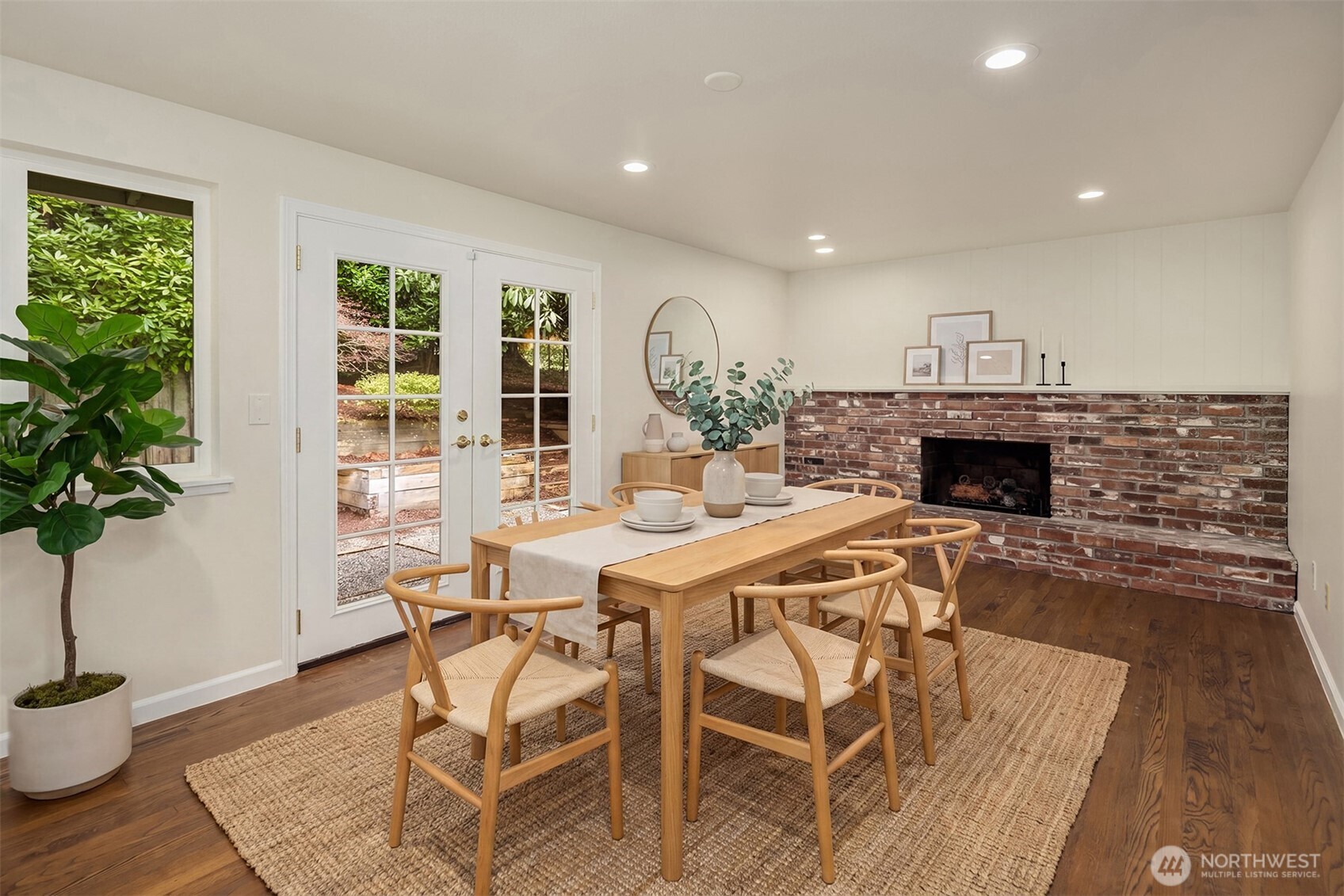 2711 101st Place NE, Bellevue, WA 98004
