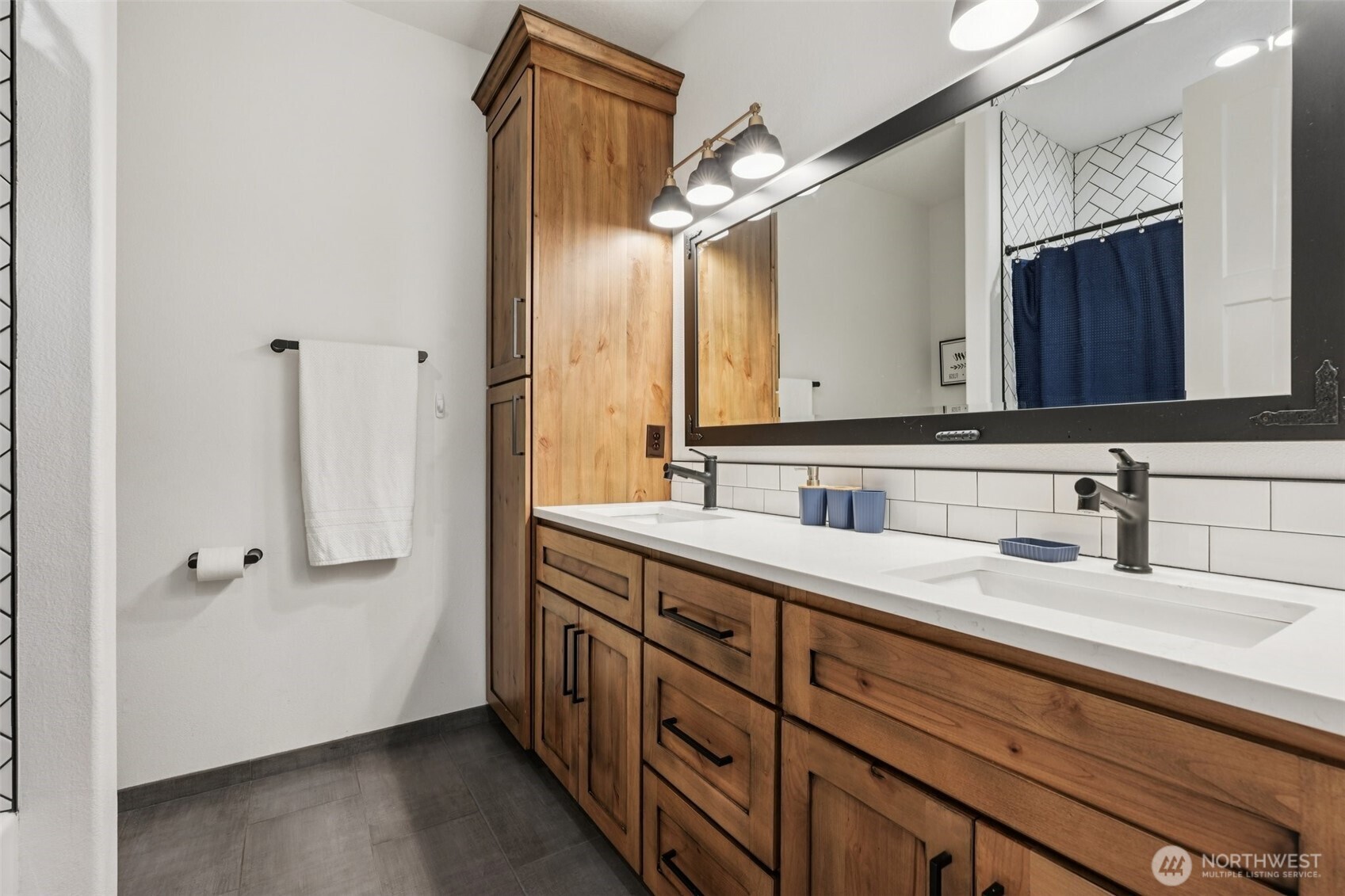 270 Tulip Lane , Woodland, WA 98674