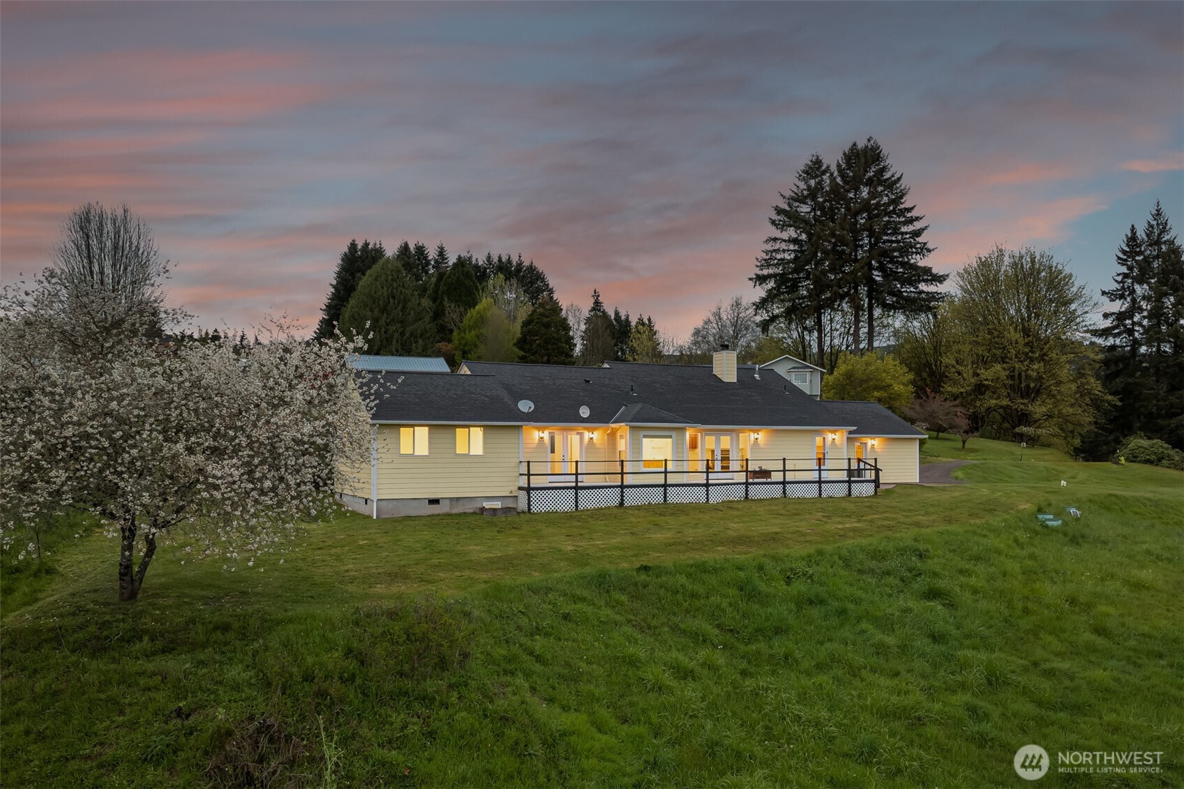 351 Butte Hill Road , Woodland, WA 98674