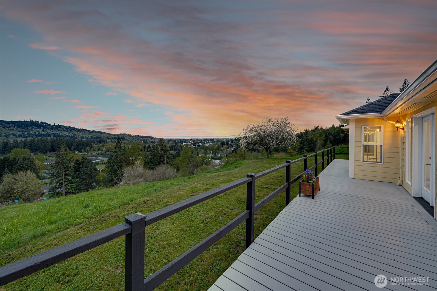 351 Butte Hill Road , Woodland, WA 98674
