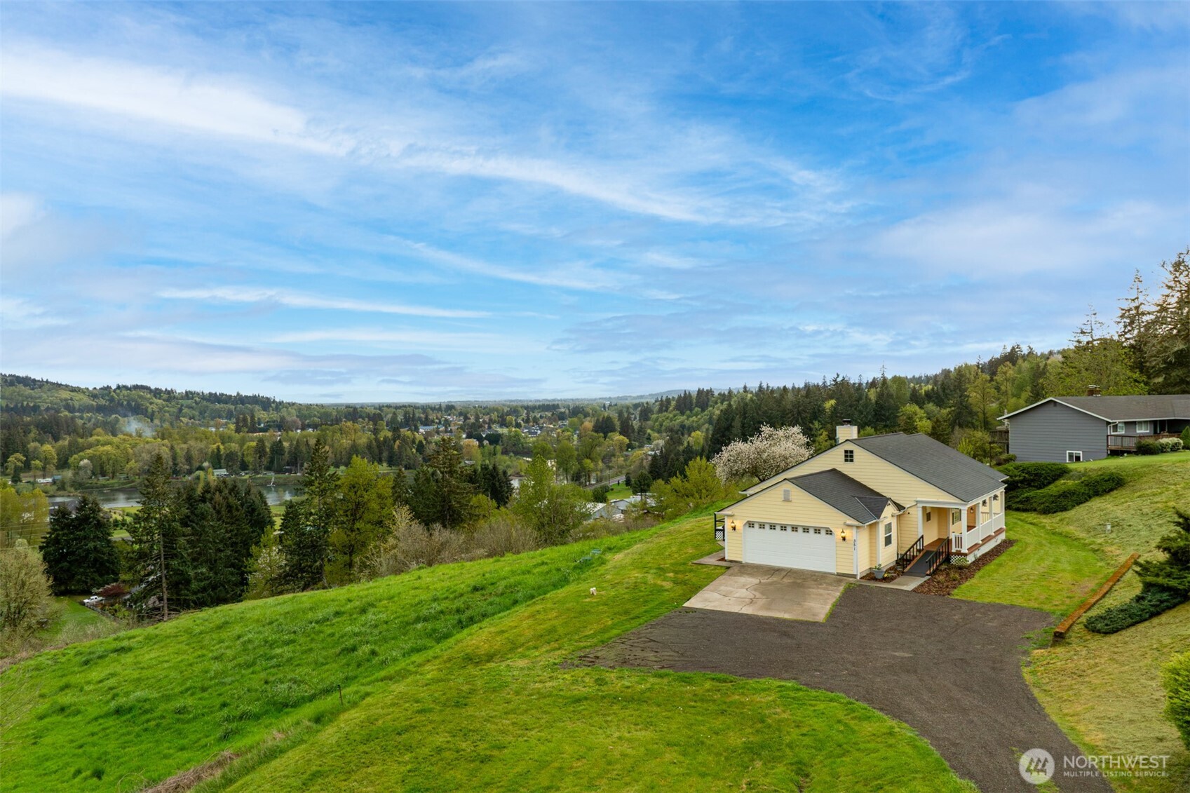 351 Butte Hill Road , Woodland, WA 98674