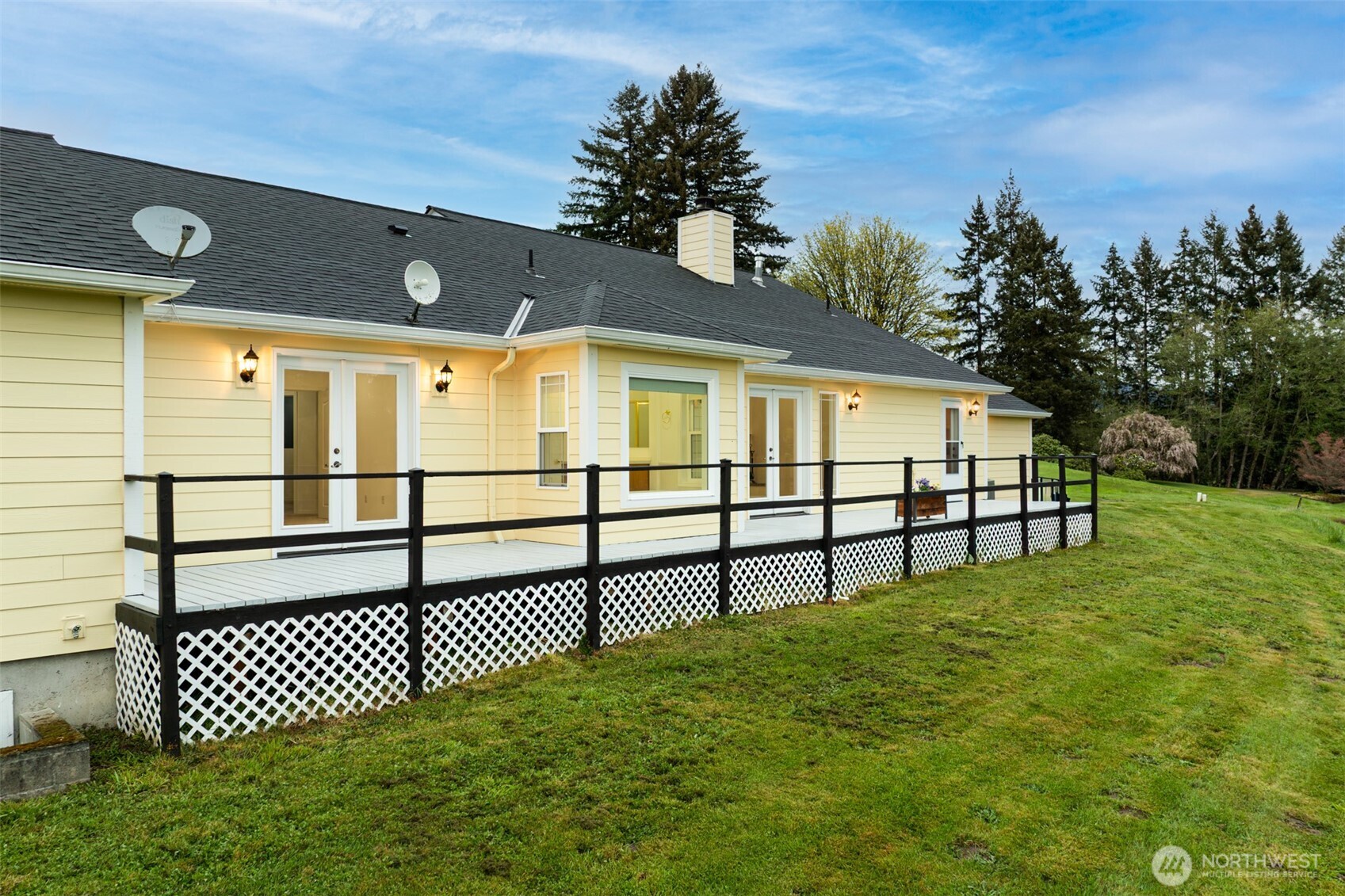 351 Butte Hill Road , Woodland, WA 98674