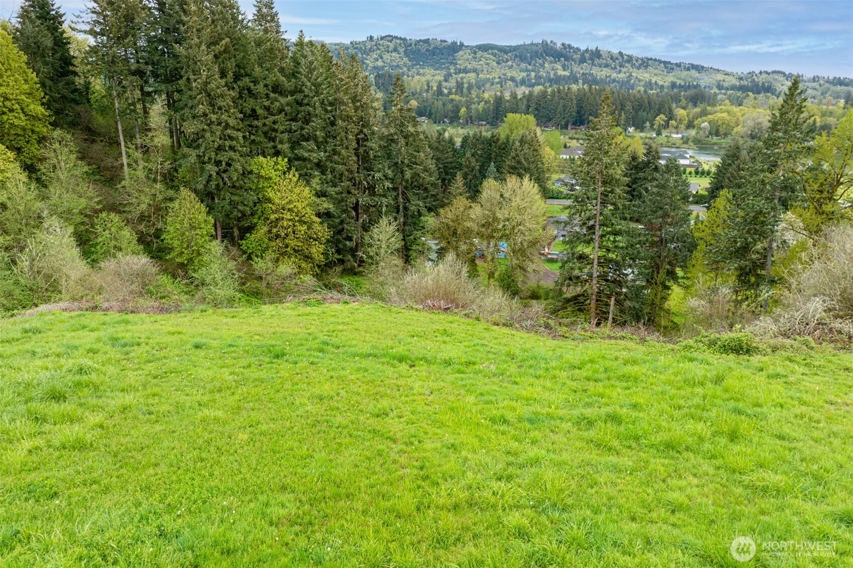 351 Butte Hill Road , Woodland, WA 98674