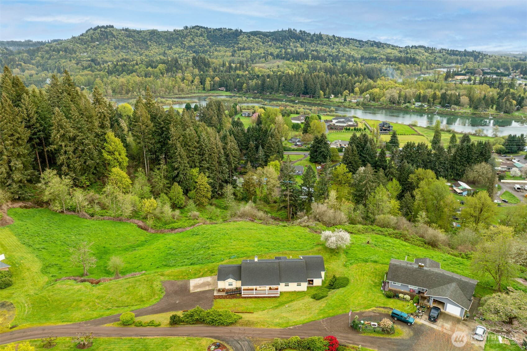 351 Butte Hill Road , Woodland, WA 98674