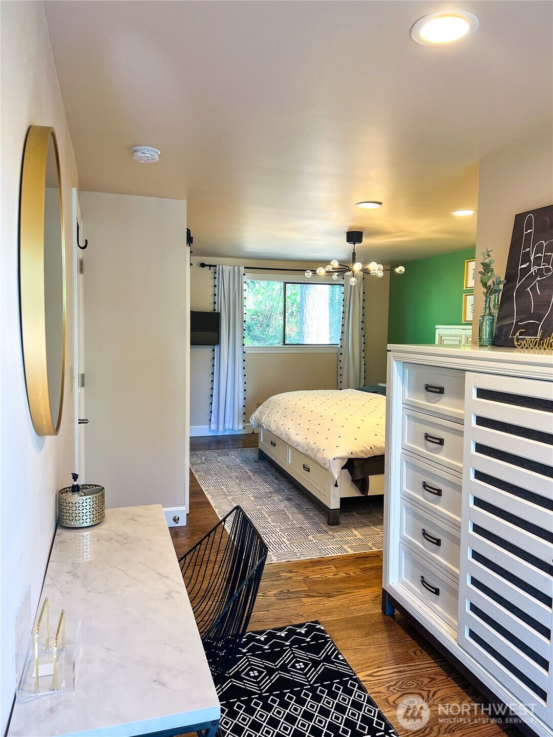 9550 132nd Avenue SE, Newcastle, WA 98059