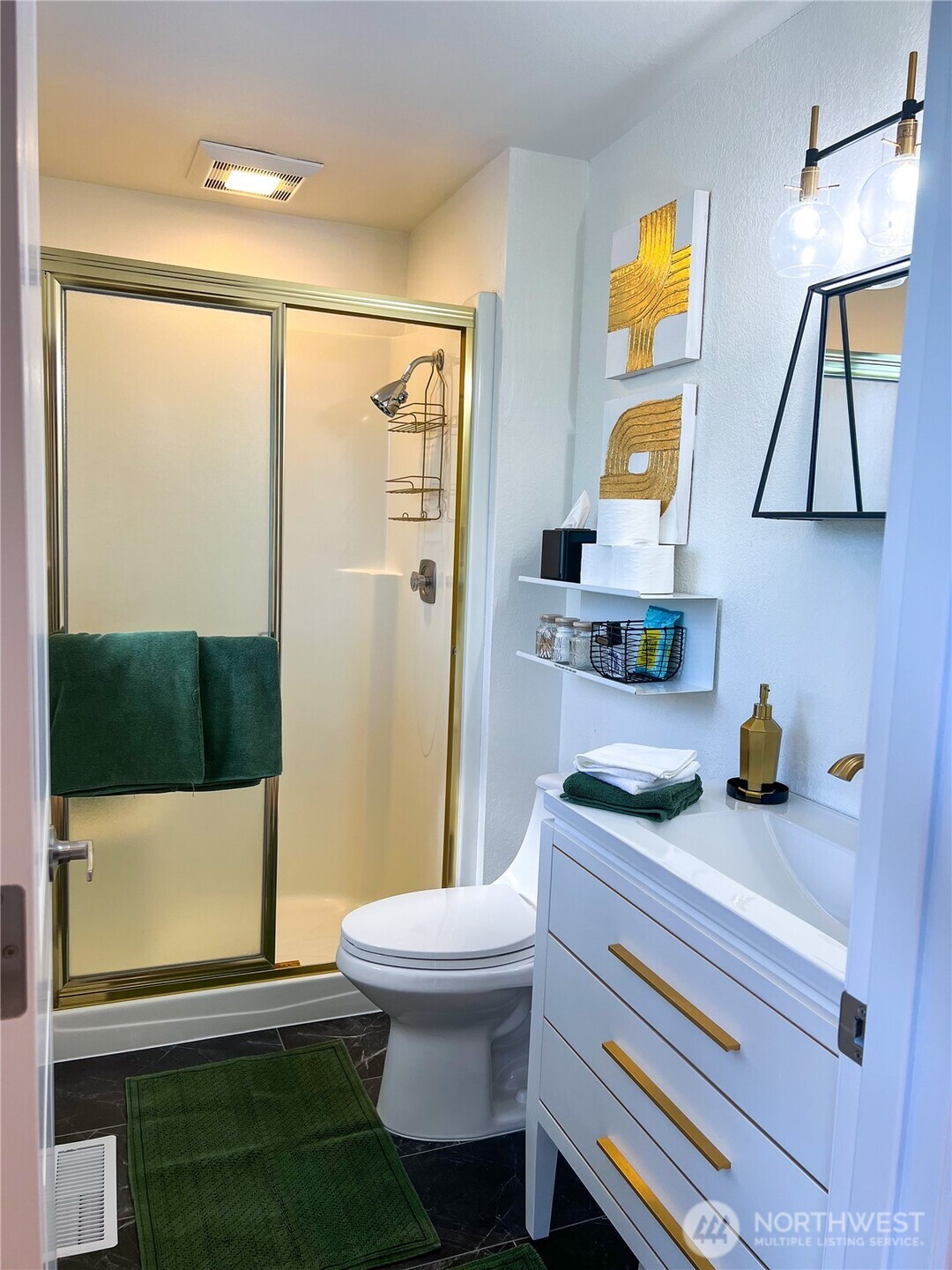 9550 132nd Avenue SE, Newcastle, WA 98059