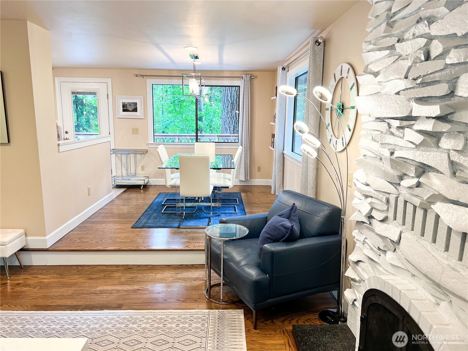 9550 132nd Avenue SE, Newcastle, WA 98059