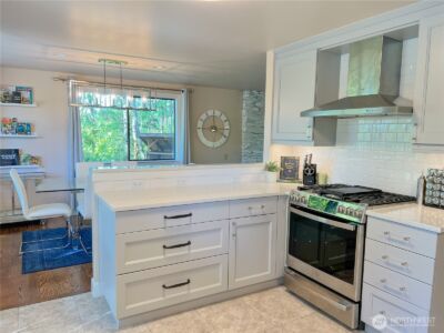 9550 132nd Avenue SE, Newcastle, WA 98059 - Photo 8