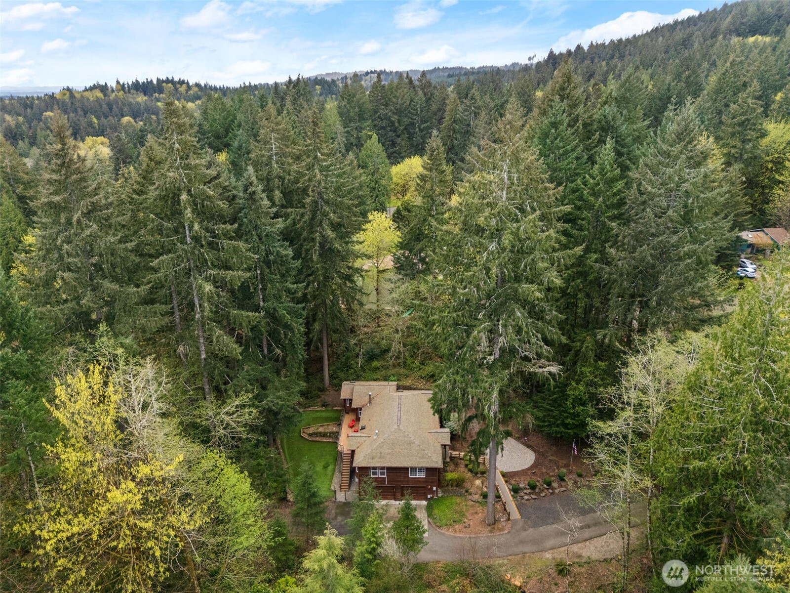 6837 Foothill Loop SW, Olympia, WA 98512