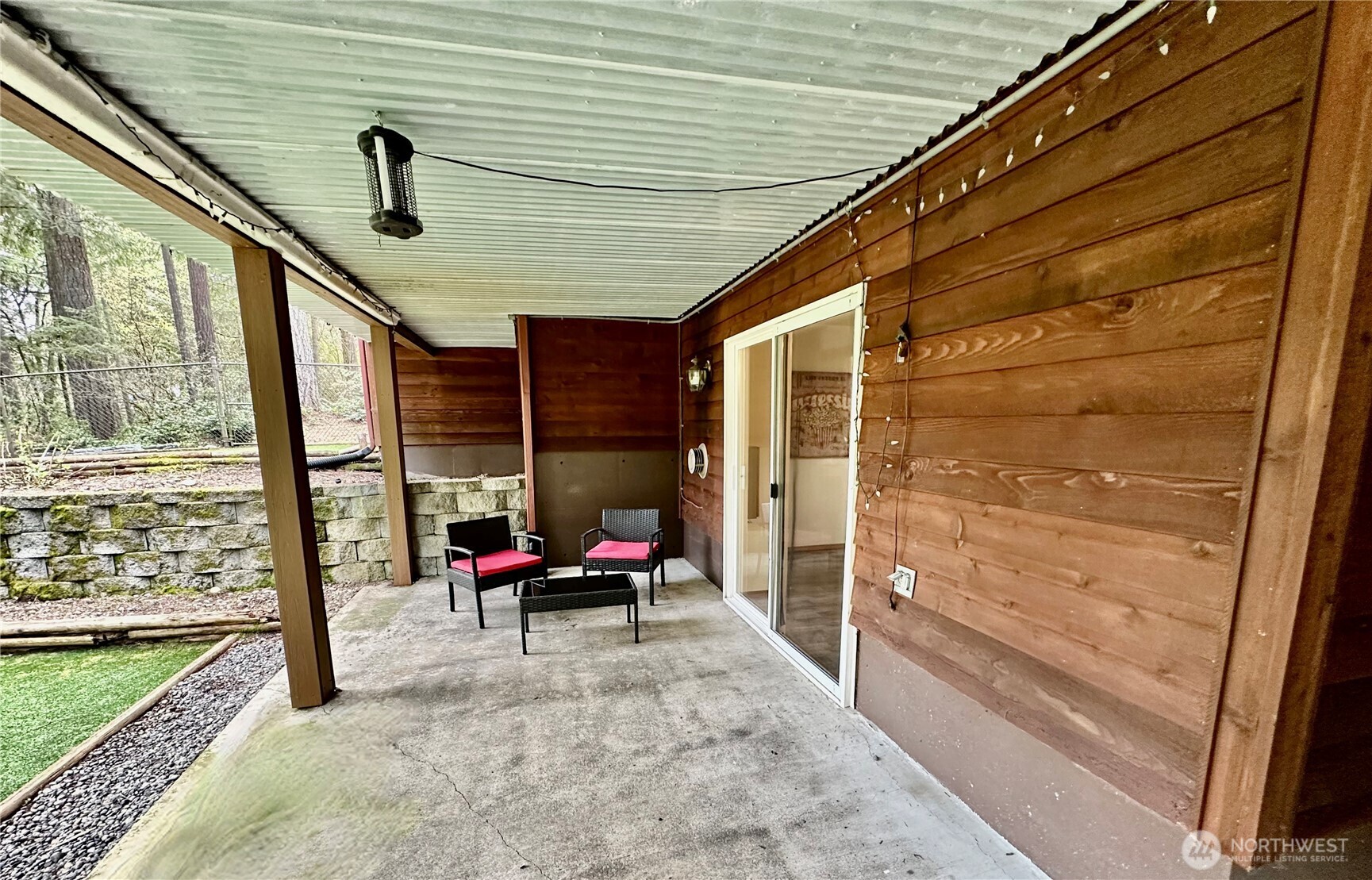 6837 Foothill Loop SW, Olympia, WA 98512