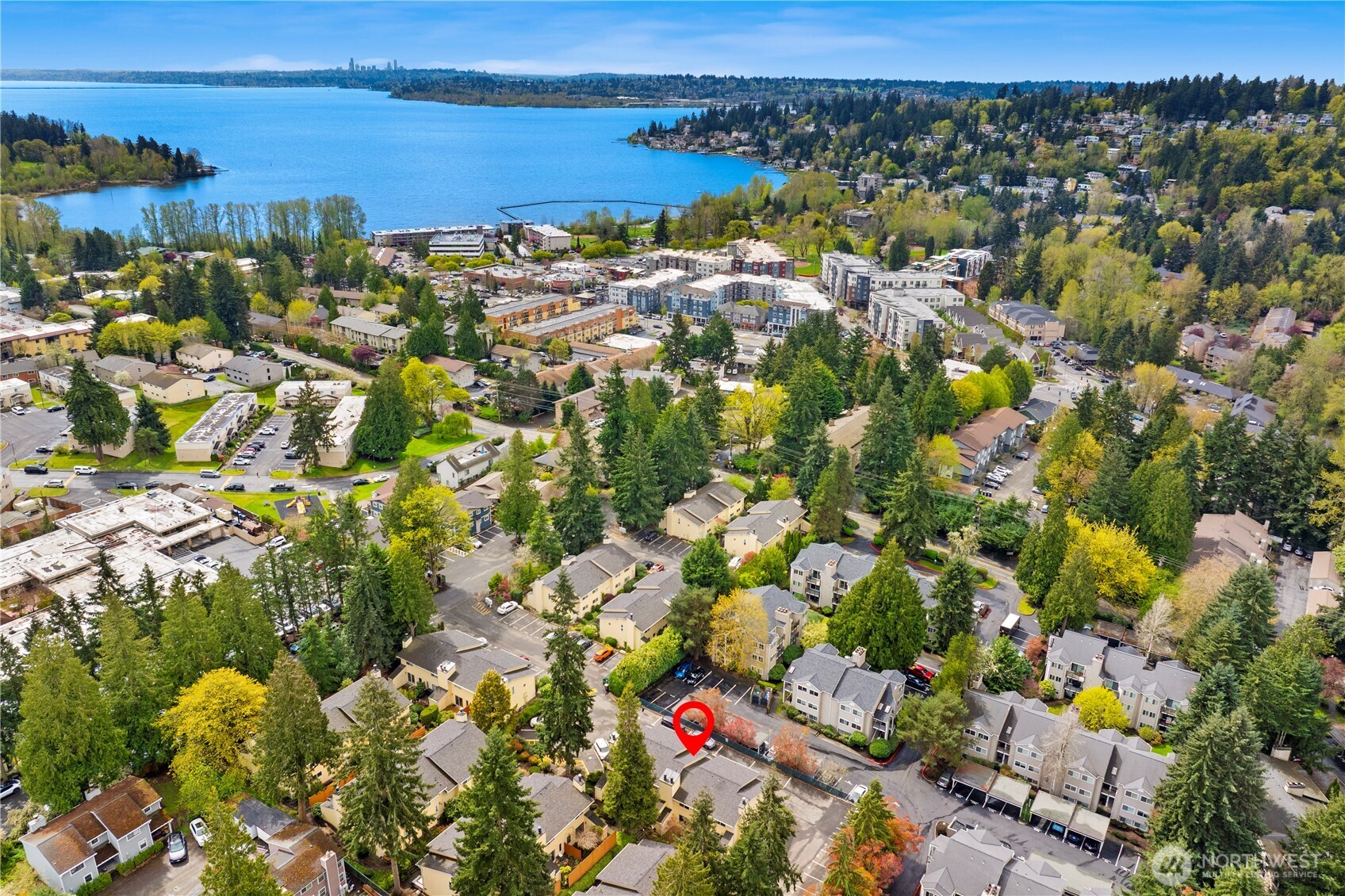 12024 101 Avenue NE #E2, Kirkland, WA 98034