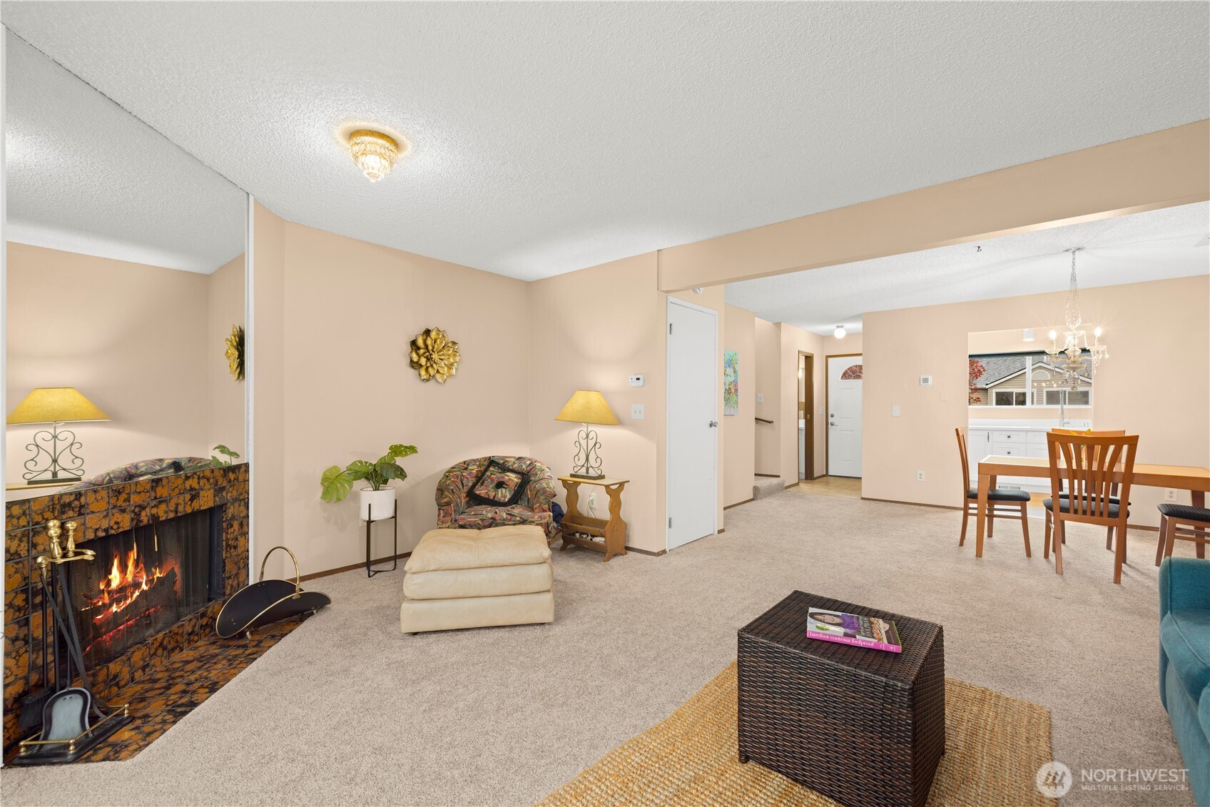 12024 101 Avenue NE #E2, Kirkland, WA 98034