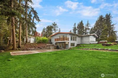6279 NE 154th Street , Kenmore, WA 98028