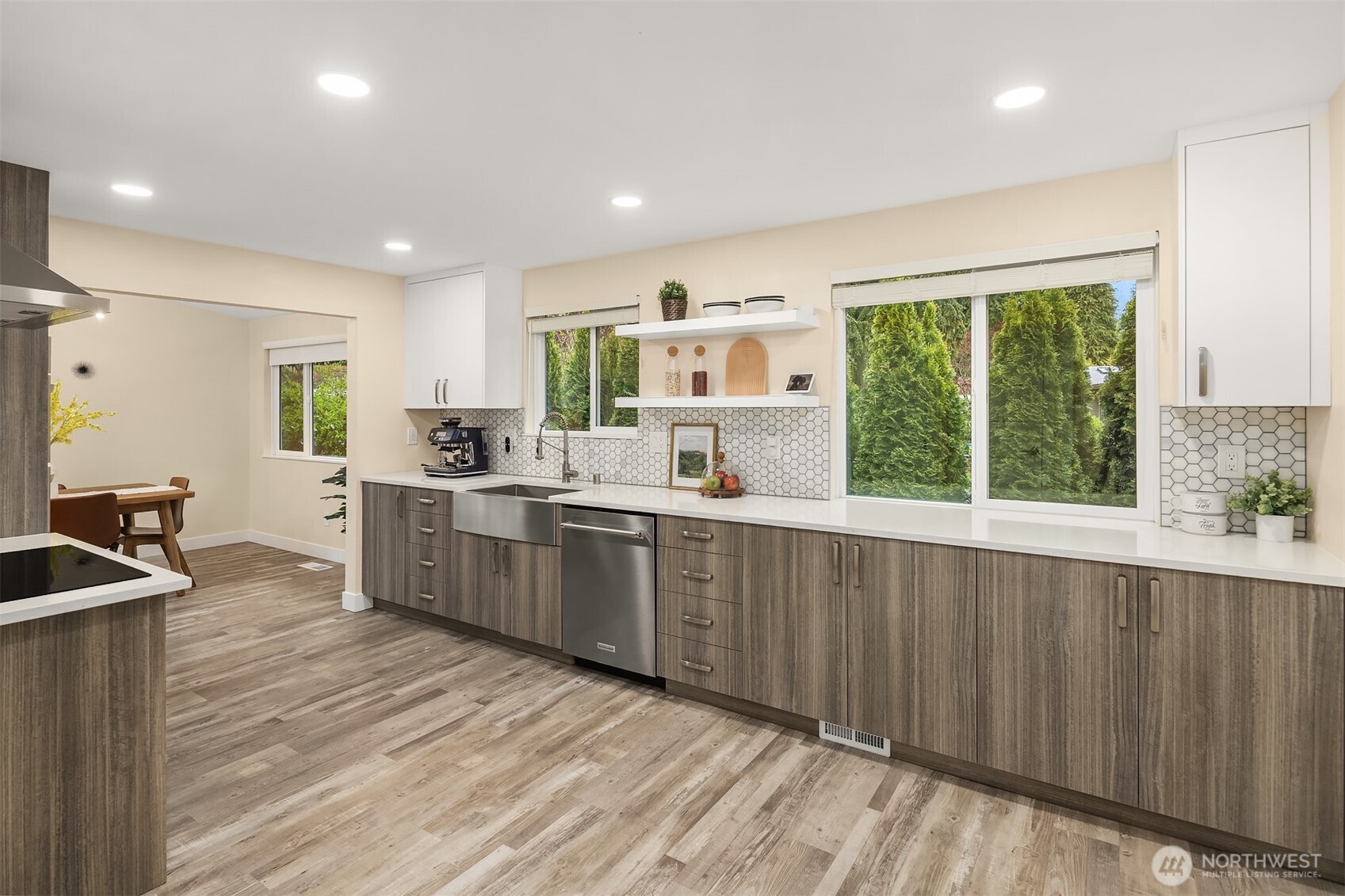 6279 NE 154th Street , Kenmore, WA 98028