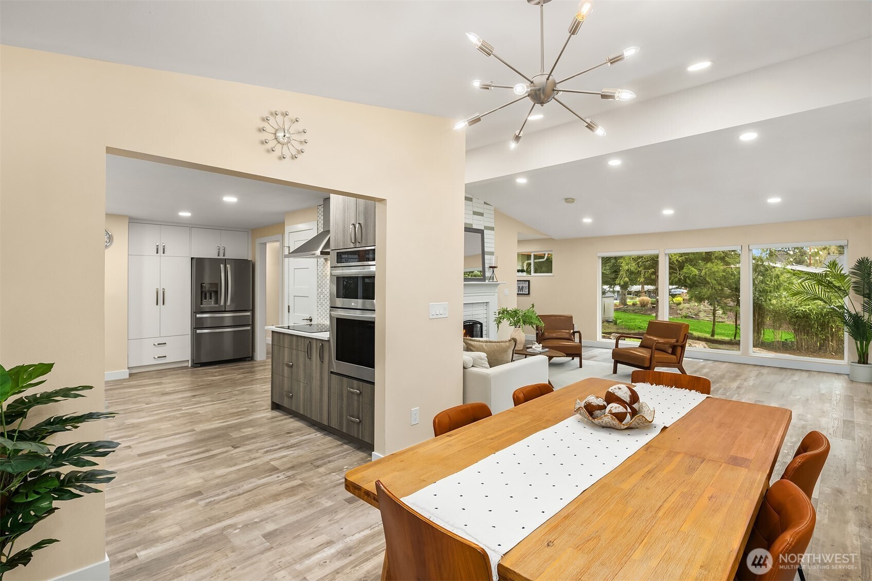 6279 NE 154th Street , Kenmore, WA 98028